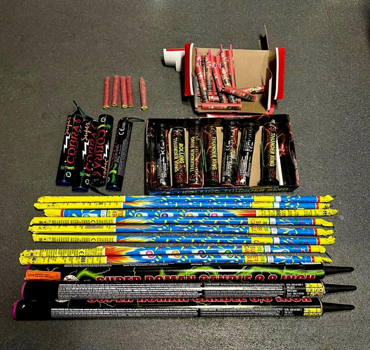 Drugs en vuurwerk bij 13-jarige gevonden | Politiezone Antwerpen