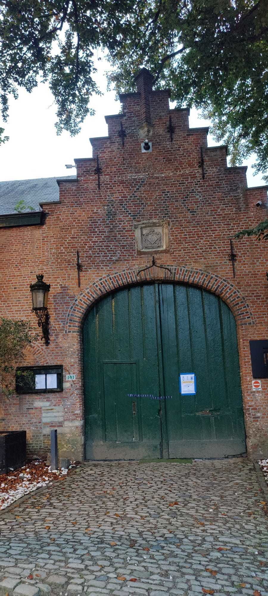 Toegangspoort van het Hof van Nazareth in Lier