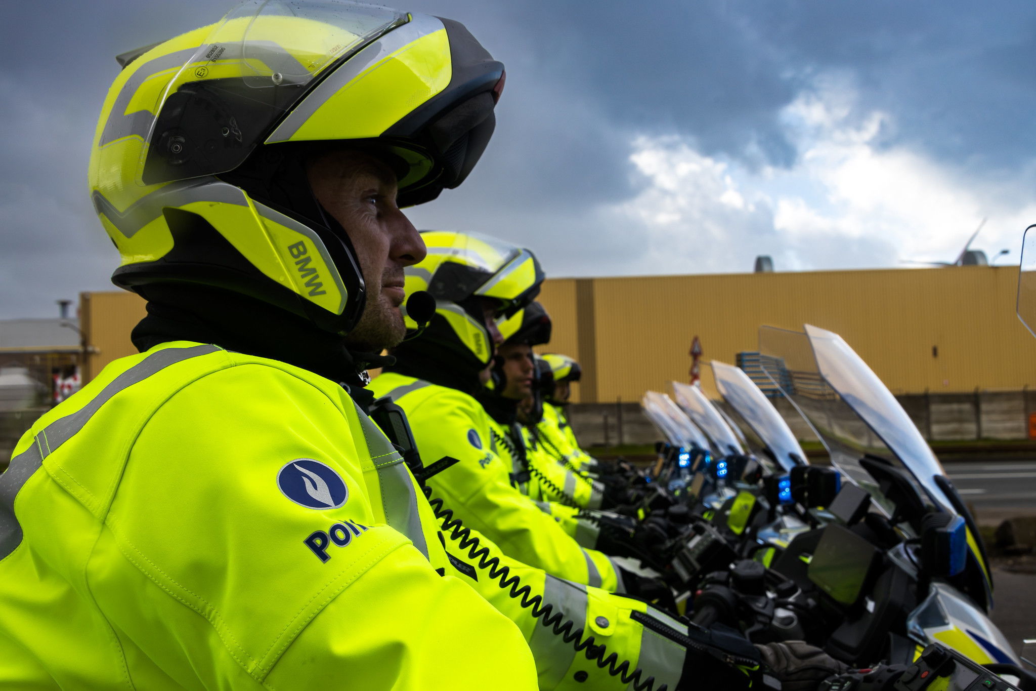 Motards verkeerspolitie in nieuw pak - 2023