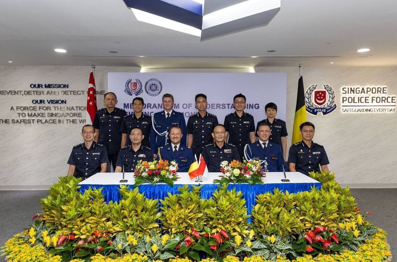 Groepsfoto: Politiezone Antwerpen en de Singapore Police Force
